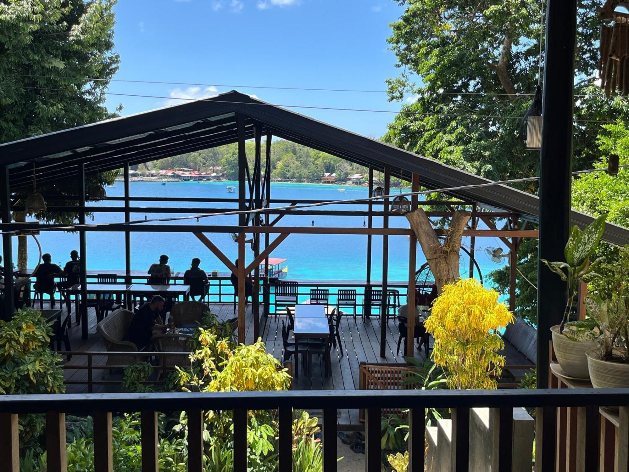 Olala Bungalows And Restaurant Sabang  Exterior photo