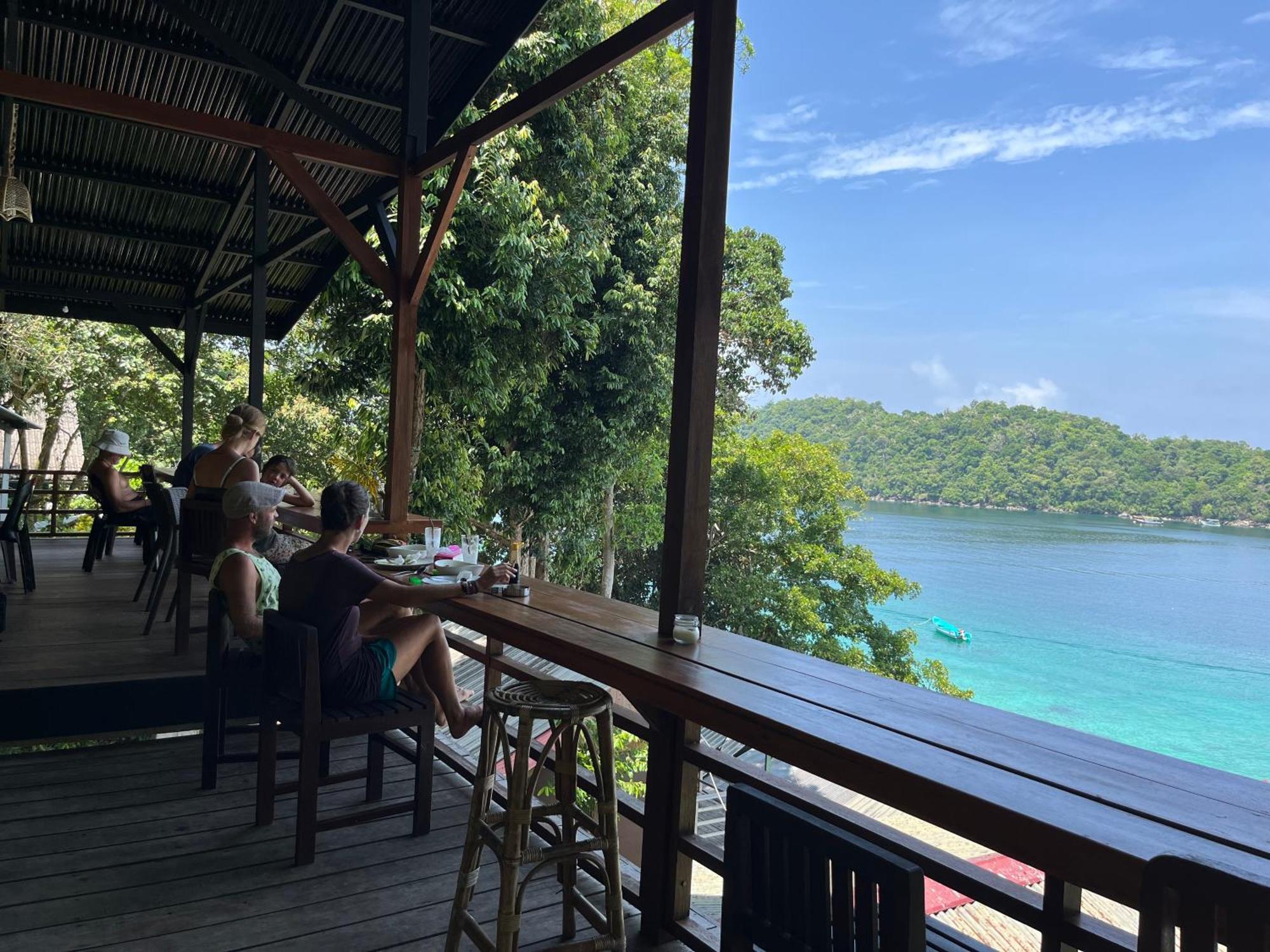 Olala Bungalows And Restaurant Sabang  Exterior photo